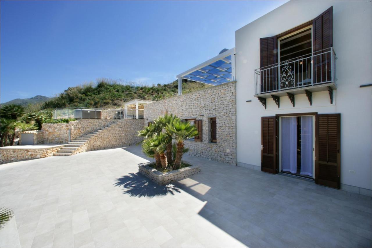 Villa Antonia - Vasca Idromassaggio Terrazza Vista Mare San Vito Lo Capo Exterior photo